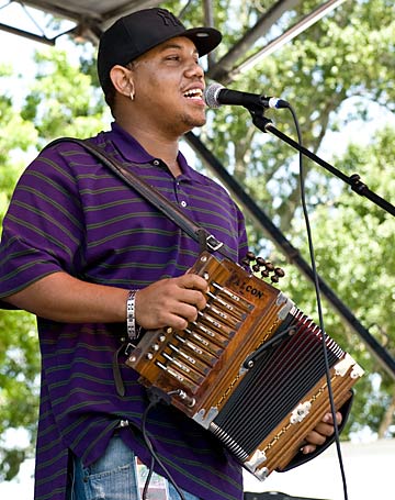 Leon Chavis And The Zydeco Flames Encontre datas e shows da turnê de leon chavis and the zydeco flames em sua cidade. leon chavis and the zydeco flames